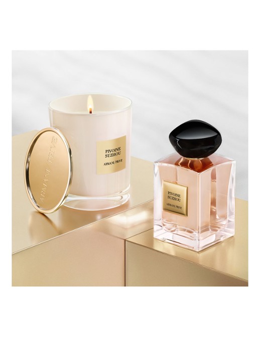 Armani Beauty Privé Pivoine Suzhou - geurkaars 175 gram - detail 4 beige