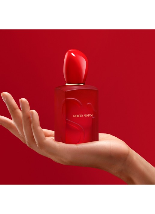 Armani Beauty Sì Passione Red Bloom Eau de Parfum - detail 4 undefined
