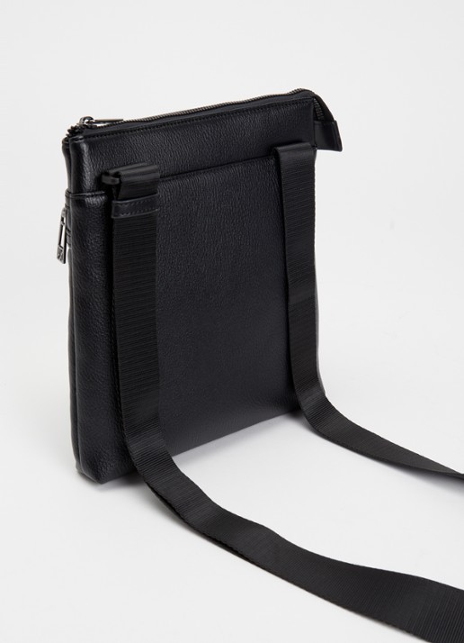 Armani Crossbodytas met logo - achterkant 5 zwart