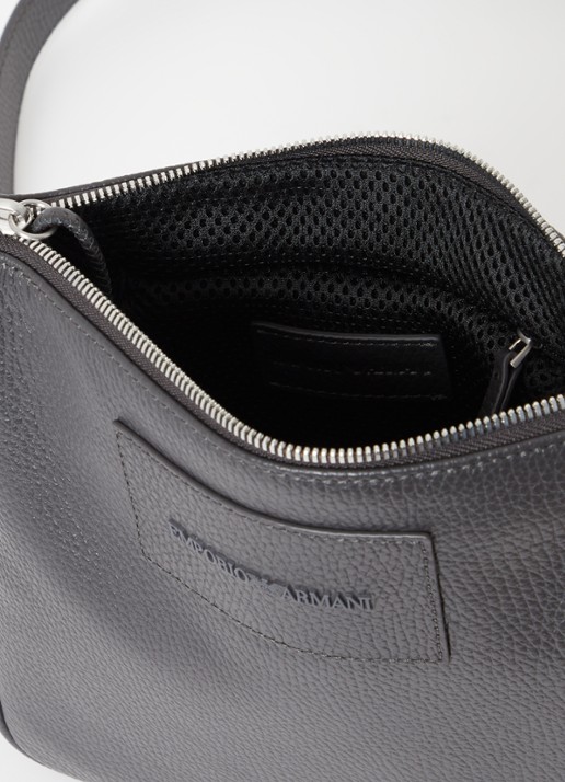 Armani Crossbodytas van leer met logo - detail 3 donkerbruin