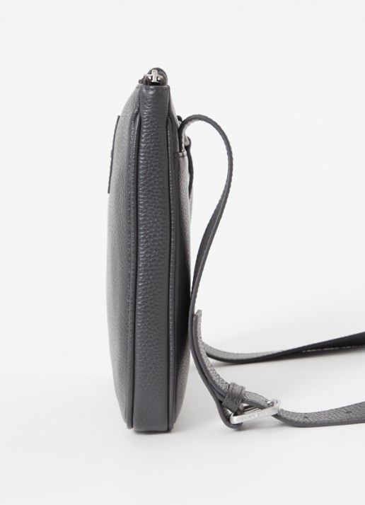 Armani Crossbodytas van leer met logo - detail 4 donkerbruin