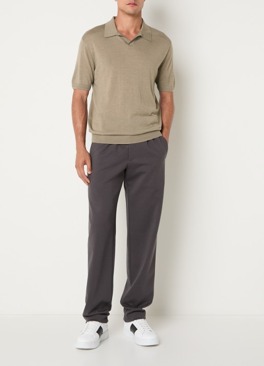 Armani Fijngebreide regular fit polo in zijdeblend - voorkant 2 zand