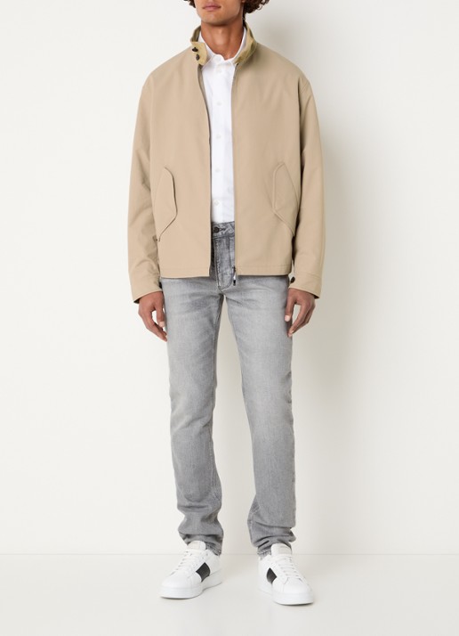 Armani Jack met klepzakken - voorkant 2 beige
