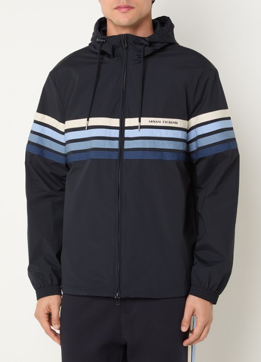 Armani Jack met logo en steekzakken