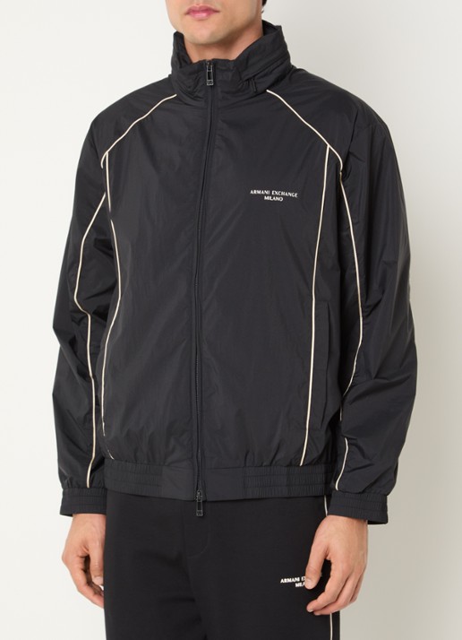 Armani Jack met logo en steekzakken