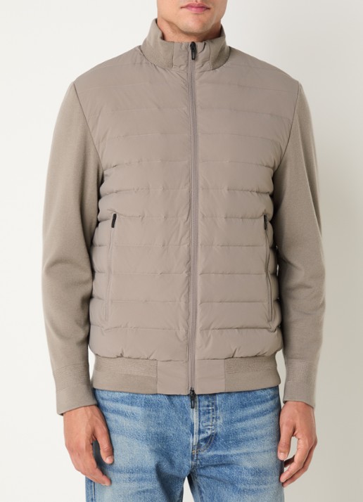 Armani Jack met ritszakken