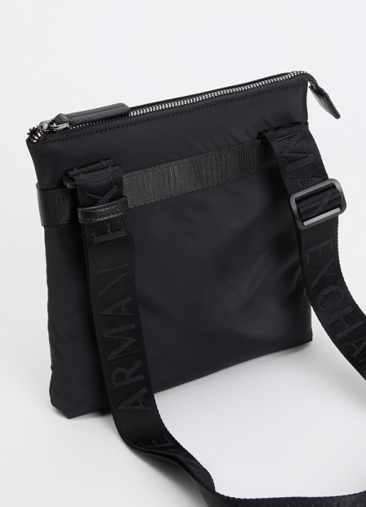 Armani Messenger crossbodytas met logo - achterkant zwart