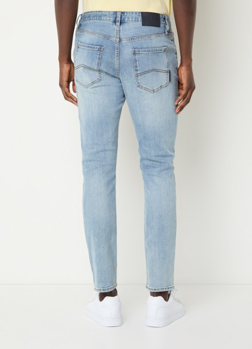Armani Slim fit jeans met donkere wassing - achterkant 3 lichtblauw