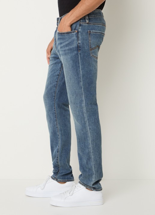 Armani Slim fit jeans met medium wassing - detail 2 medium blue denim-mb002