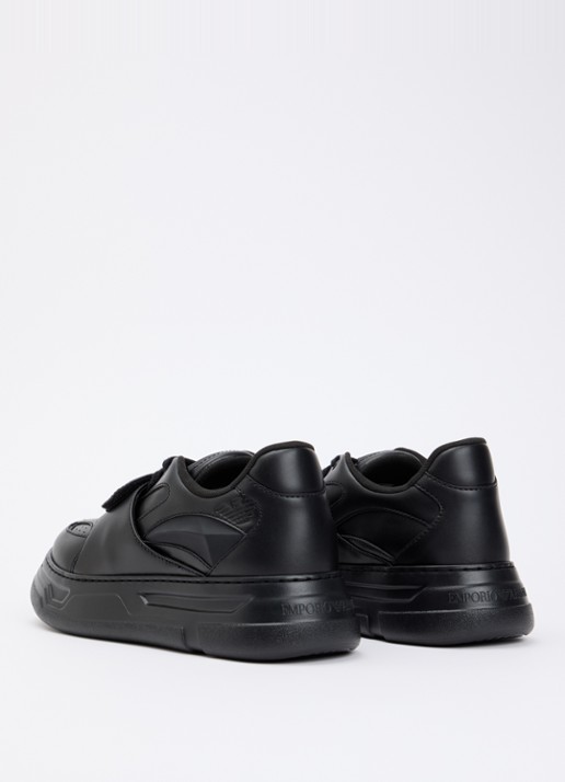 Armani Sneaker met logo - achterkant 2 zwart