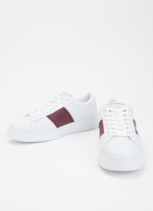 Armani Sneaker van leer met logo - detail 2 bordeauxrood