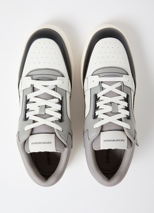Armani Sneaker van leer - detail 2 grijs