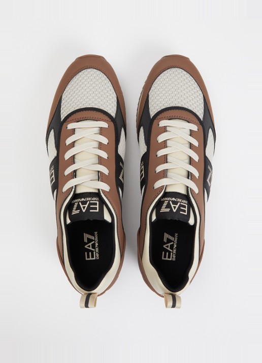 Armani Sneaker van mesh met logo - detail 4 bruin