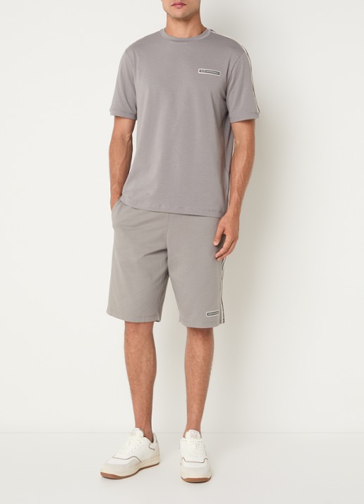 Armani Straight fit korte joggingbroek met logoprint - voorkant 2 blauw