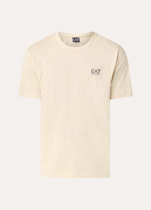 Armani T-shirt met logo- en backprint - voorkant creme