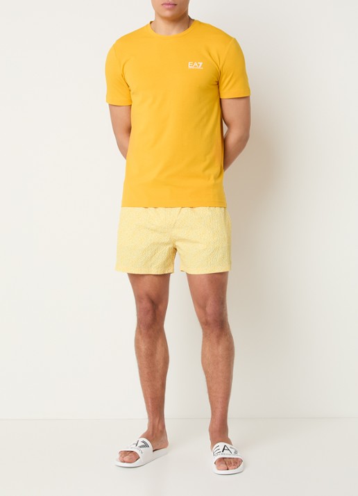 Armani T-shirt met logo - voorkant 3 geel