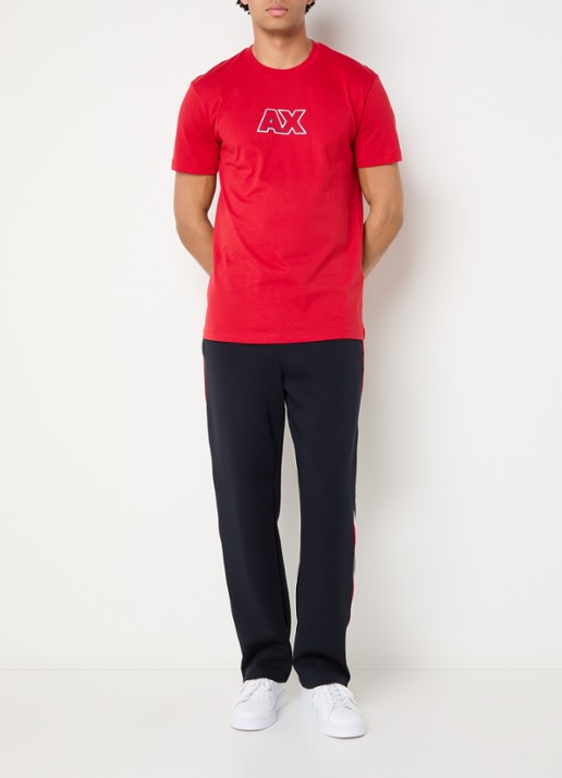 Armani T-shirt met logoborduring - voorkant 3 rood