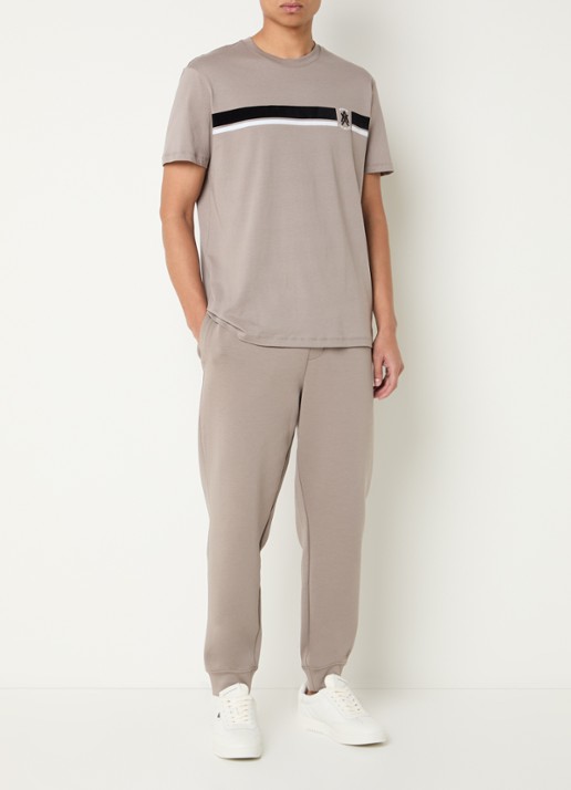 Armani T-shirt met logoborduring - voorkant 4 zand