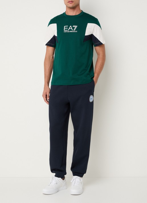 Armani T-shirt met logoprint - voorkant 2 groen