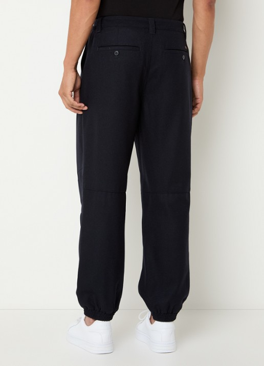 Armani Tapered fit broek in scheerwolblend met opgestikte zakken - achterkant donkerblauw