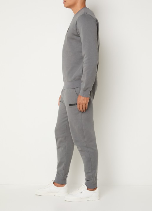 Armani Trainingspak met logo en steekzakken - voorkant 4 grijs