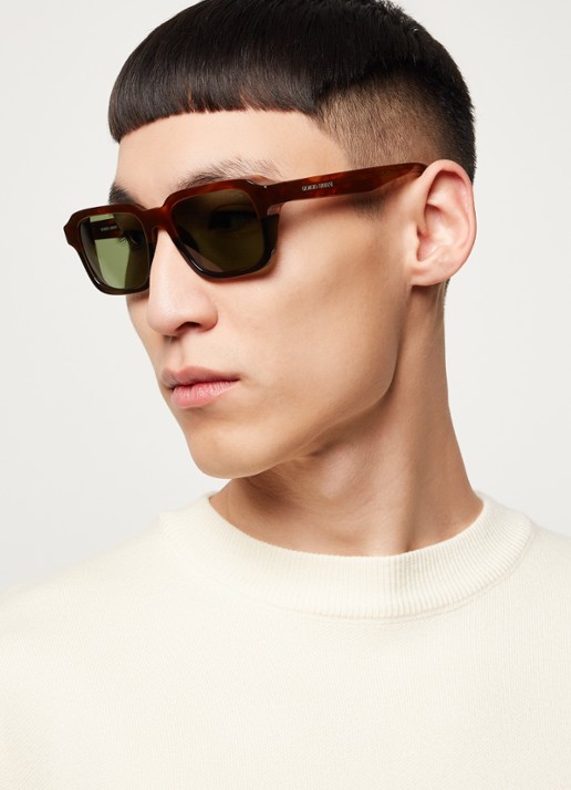 Armani Zonnebril AR8194U - voorkant 5 bruin