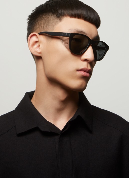 Armani Zonnebril EA4216U - voorkant 2 zwart