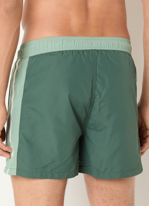 Armani Zwemshorts met logo en steekzakken - achterkant olijfgroen