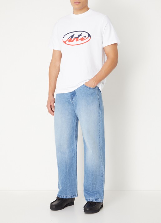 Arte Antwerp Circle Logo tapered fit jeans met gekleurde wassing - voorkant 3 blauw