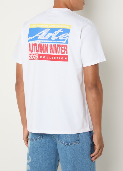 Arte Antwerp Presents T-shirt met backprint