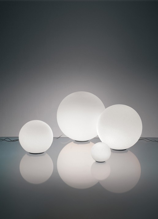 Artemide Dioscuri tafellamp - detail gebroken wit