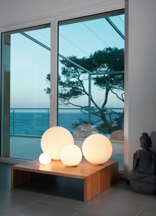 Artemide Dioscuri tafellamp - voorkant 3 gebroken wit