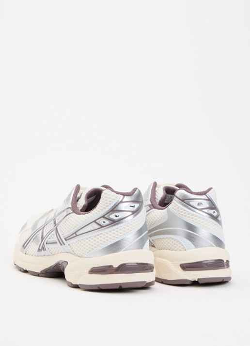 ASICS Gel-1130 sneaker met mesh details - achterkant 5 gebroken wit