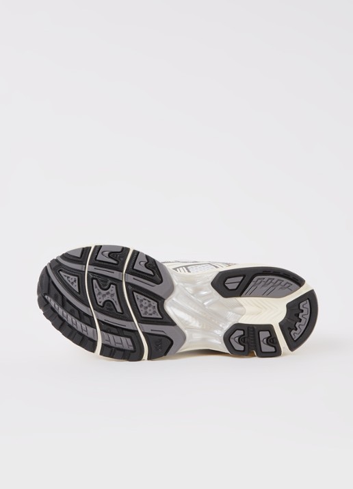 ASICS Gel-Kayano 14 sneaker met mesh en metallic details - detail 3 goud