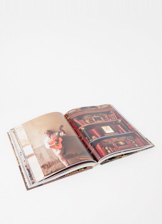Assouline Madrid Chic - voorkant 2 beige