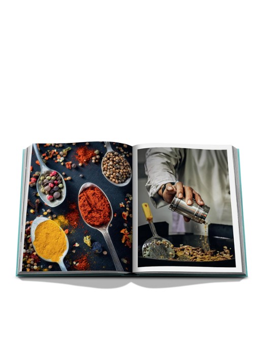 Assouline Red Sea: The Saudi Coast - detail 6 turquoise