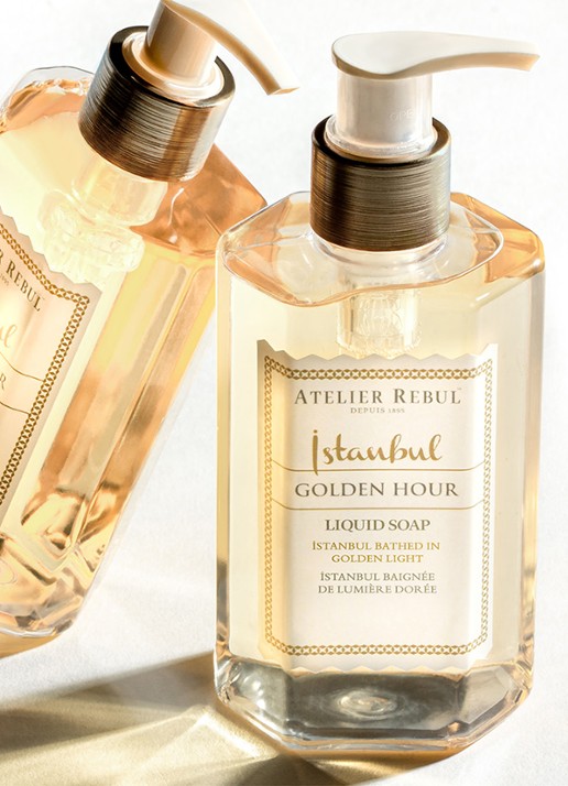 Atelier Rebul Istanbul Golden Hour handzeep 250 ml - voorkant 2 vanillegeel