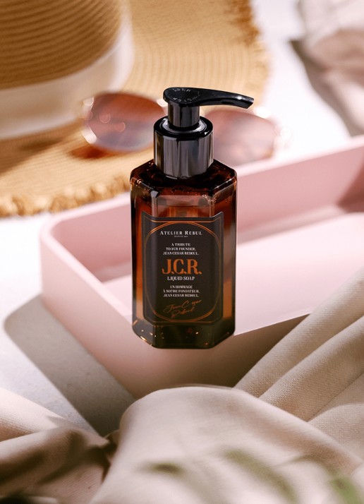 Atelier Rebul J.C.R. handzeep 100 ml - achterkant bruin