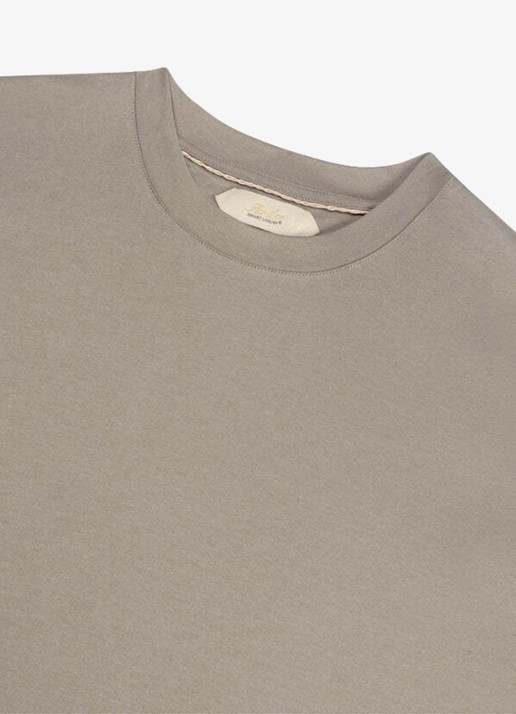 Aurélien T-shirt met ronde hals - detail 2 dark taupe-901