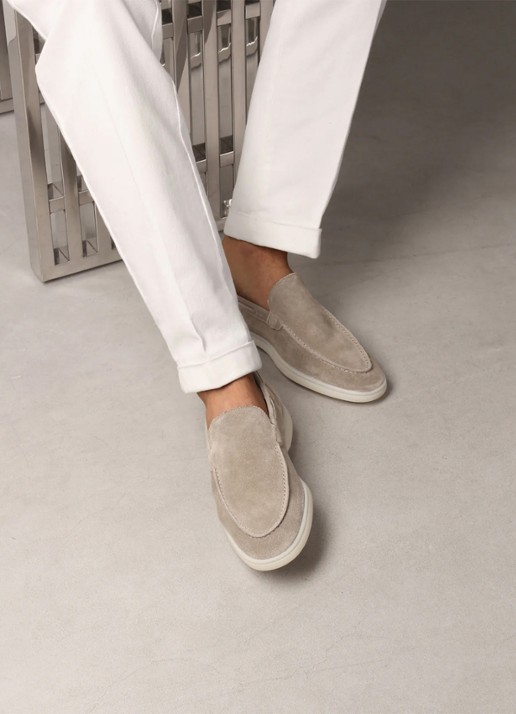 Aurélien Yacht loafer van suède - voorkant 2 light grey-50 / grijs