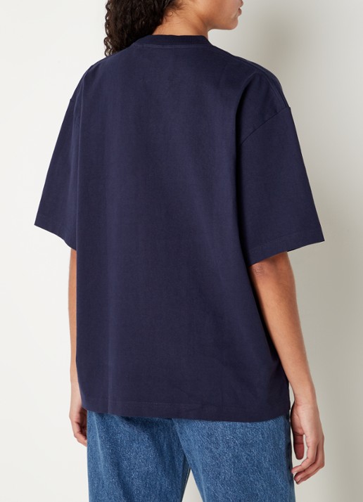 Axel Arigato AA x Mulberry Box Fit T-shirt met logo - unisex - achterkant 6 donkerblauw
