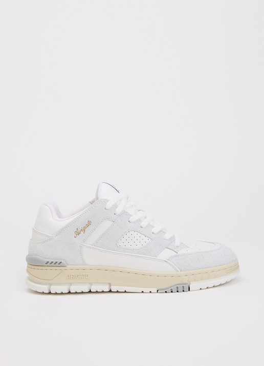 Axel Arigato Area Lo Fluffy sneaker met suède details