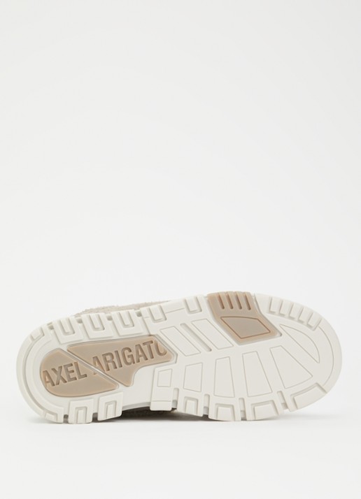 Axel Arigato Area Lo Label sneaker van leer van suède - detail 5 taupe