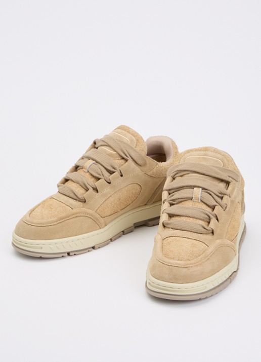 Axel Arigato Area Loop sneaker van suède - detail 3 beige