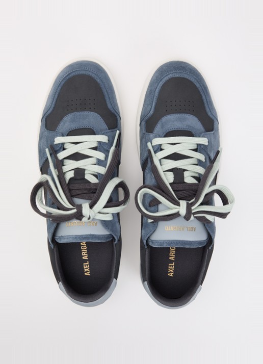 Axel Arigato Dice Lo sneaker van nubuck met suède details - detail 2 staalblauw