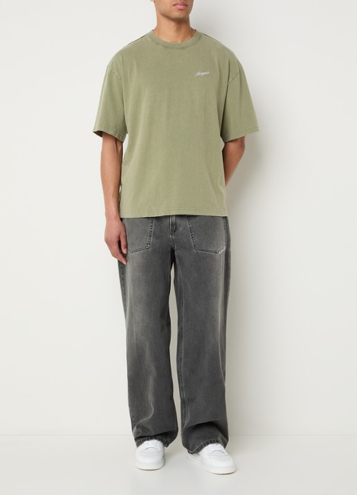 Axel Arigato Honor T-shirt met logoborduring - voorkant 2 bronsgroen