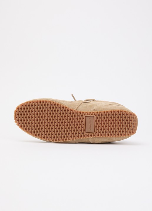 Axel Arigato Slow Shearling sneaker van suède - detail 4 camel