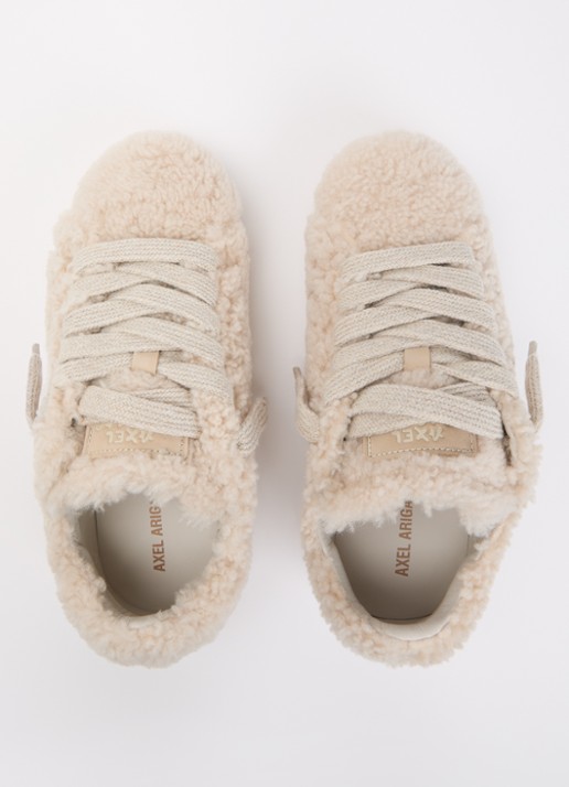 Axel Arigato Tact Shearling sneaker van teddy - detail 4 beige