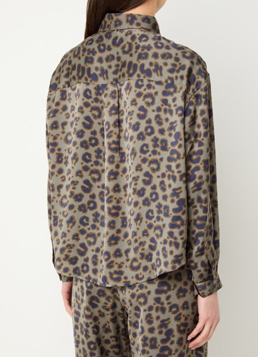 ba&sh Billie blouse van panterprint - achterkant olijfgroen