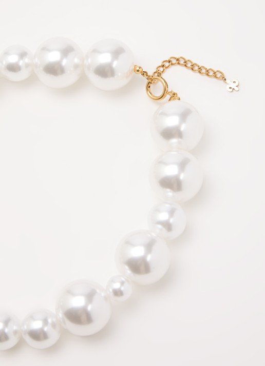 Babs The Label Big Pearl kralenketting verguld - detail 4 creme
